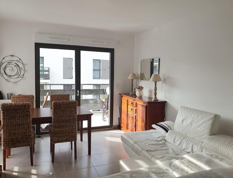 Appartement avec Balcon Pontoise PARIS Nord-ouest