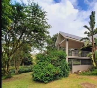 Redberry Guest House photo 1