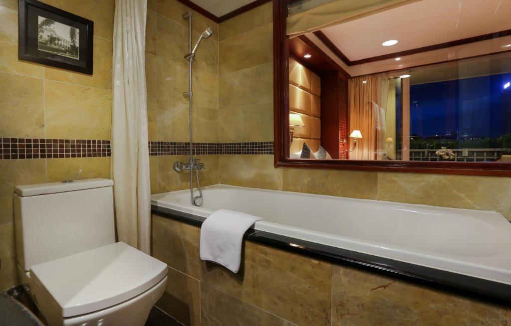 Двухместный (Номер Делюкс с балконом), Conifer Boutique Hotel