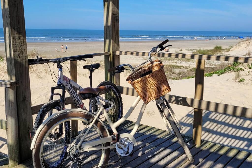 Apartamento uma quadra do mar, melhor localização