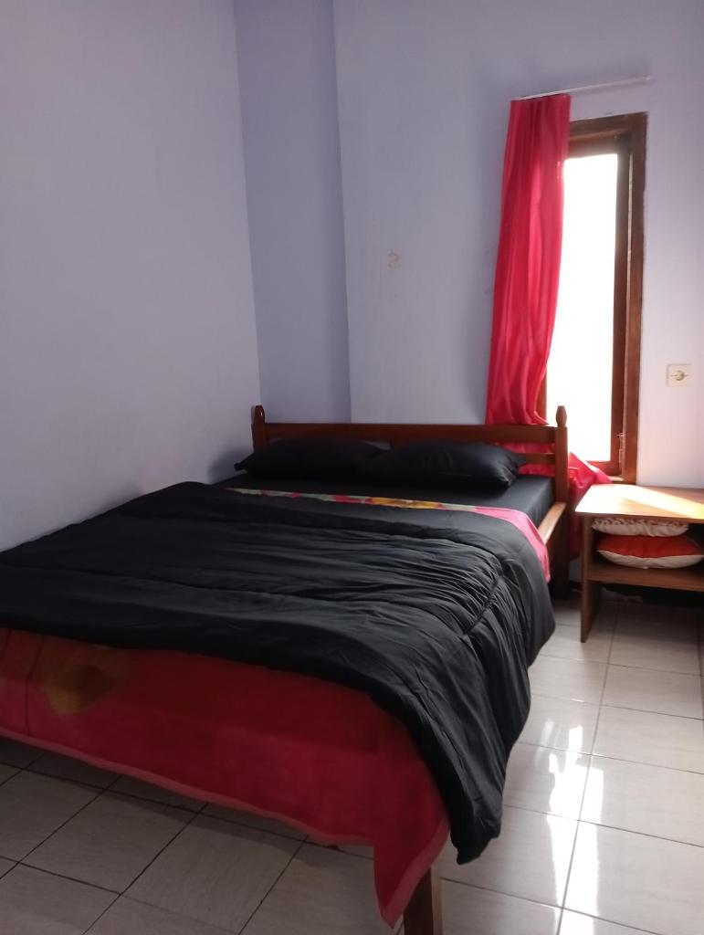 Mentigen Homestay - Tap to explore photos