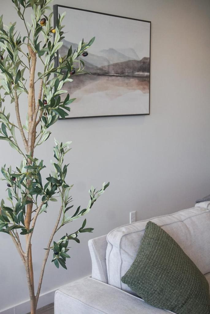 Entire High-Rise Apartment - 2BD photo 1