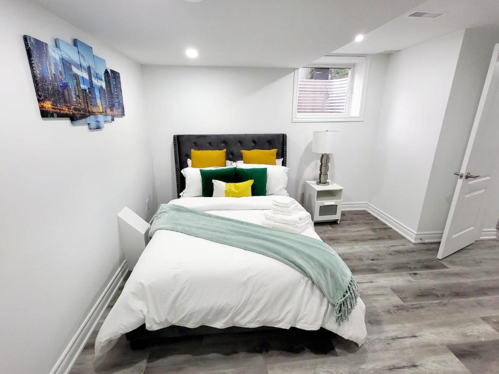 Feel Like Home/ Bs Mississauga photo 4