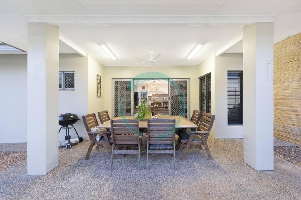 Zenhouse: 4BR Stylish Work/Family Home in Muirhead photo 4