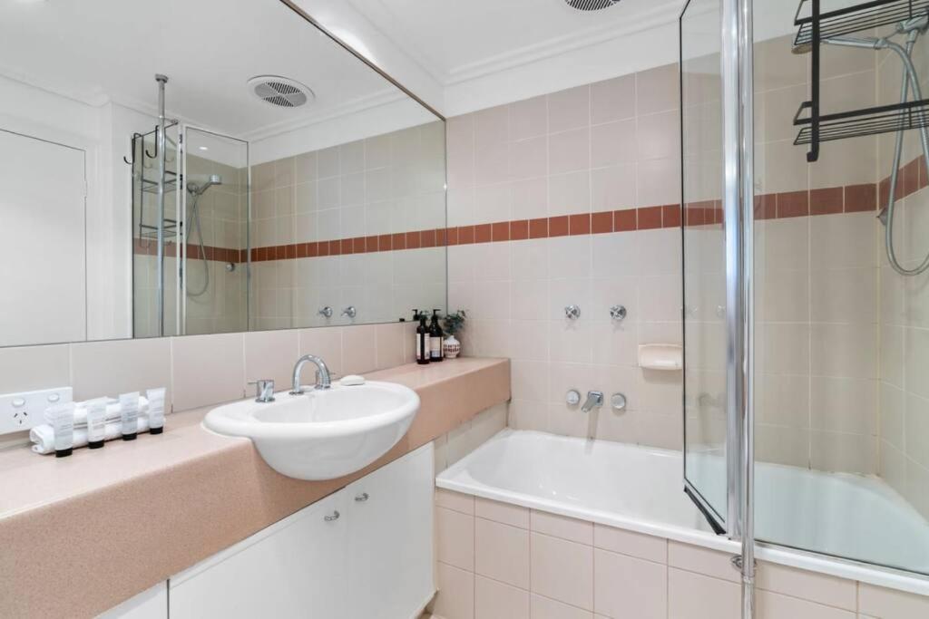 Prahran 3 Bed Escape - Close to everything photo 3