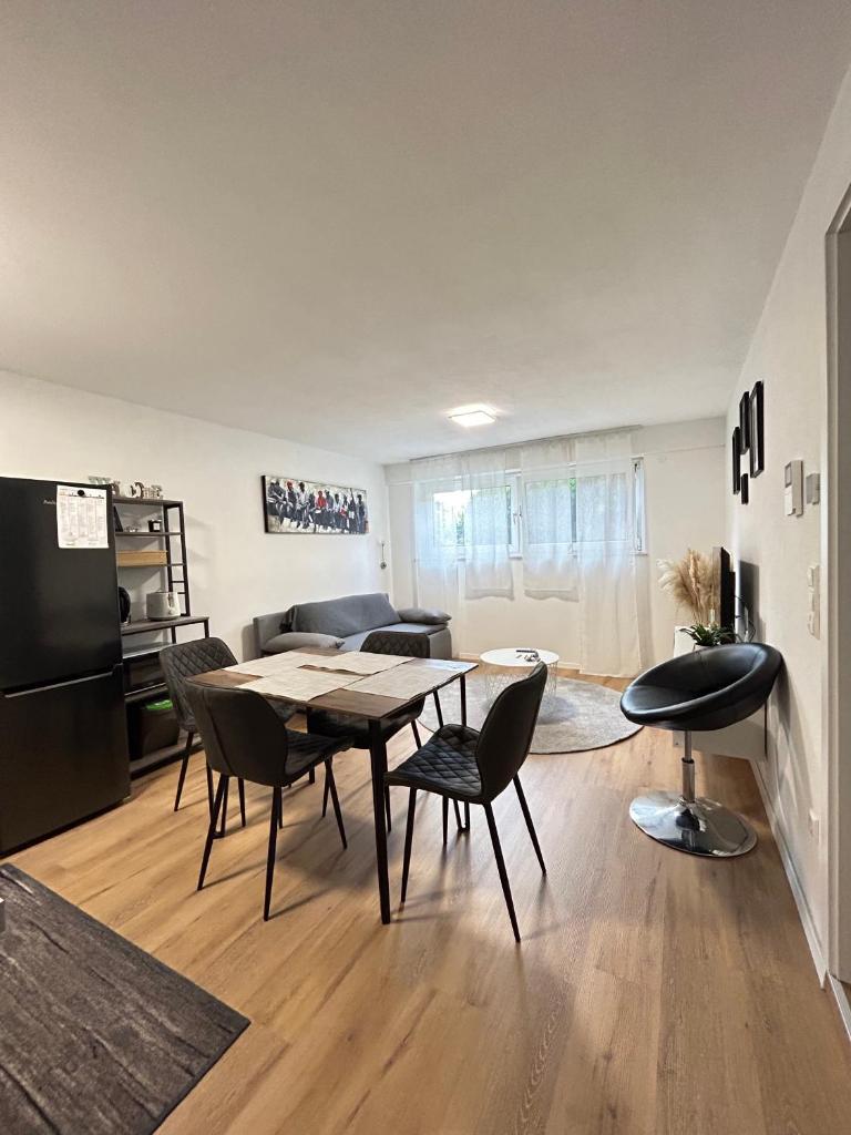 Schöne Einliegerwohnung in Remseck am Neckar photo 1
