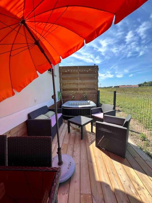 T2 neuf, terrasse et spa privé