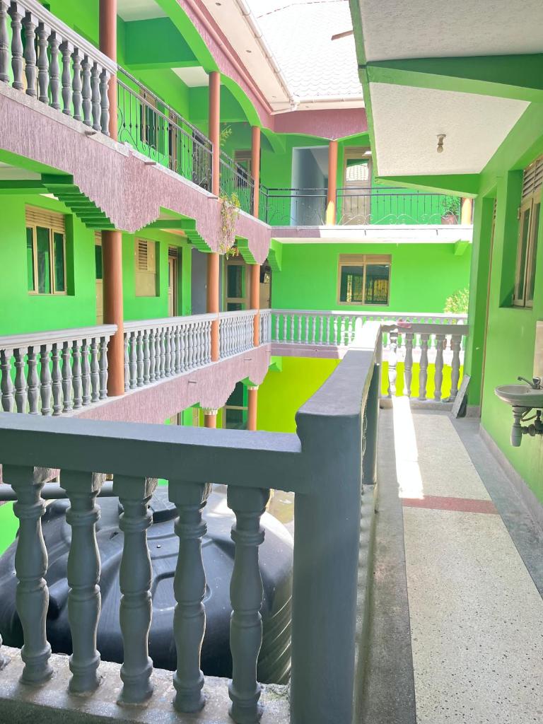 CAR-NET HOTEL photo 4