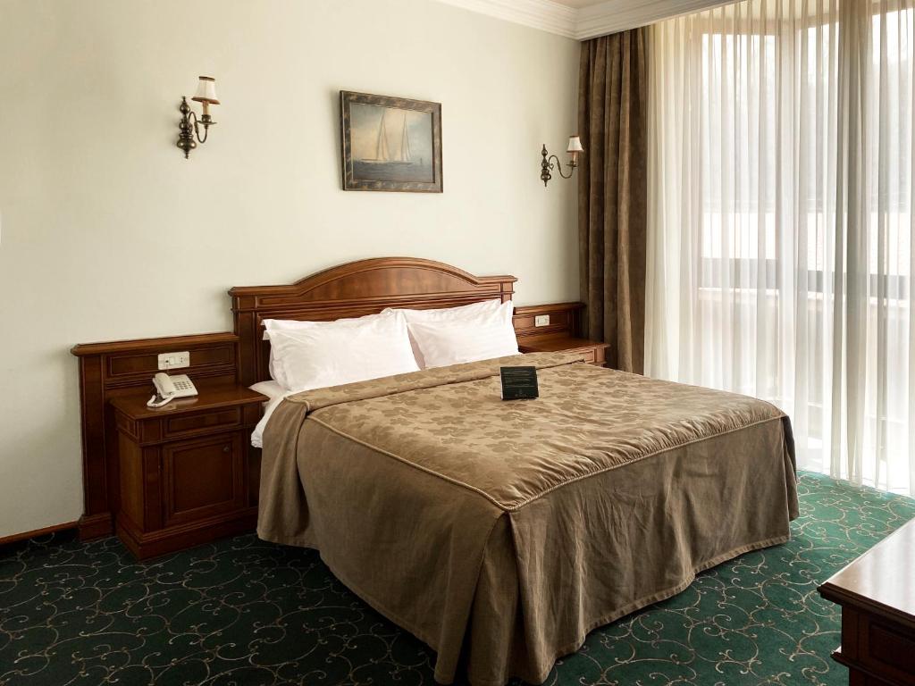 Hotel Russia photo 2