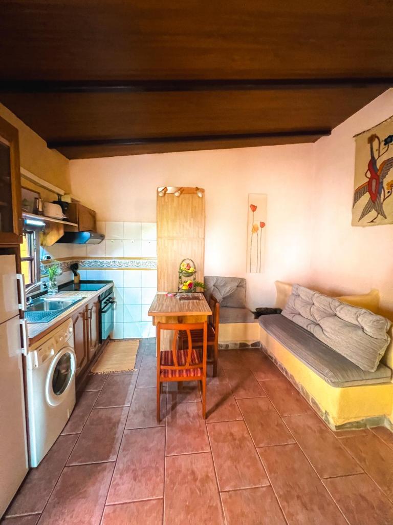 Quaint artist cottage in marvelous nature - Alegrias photo 3