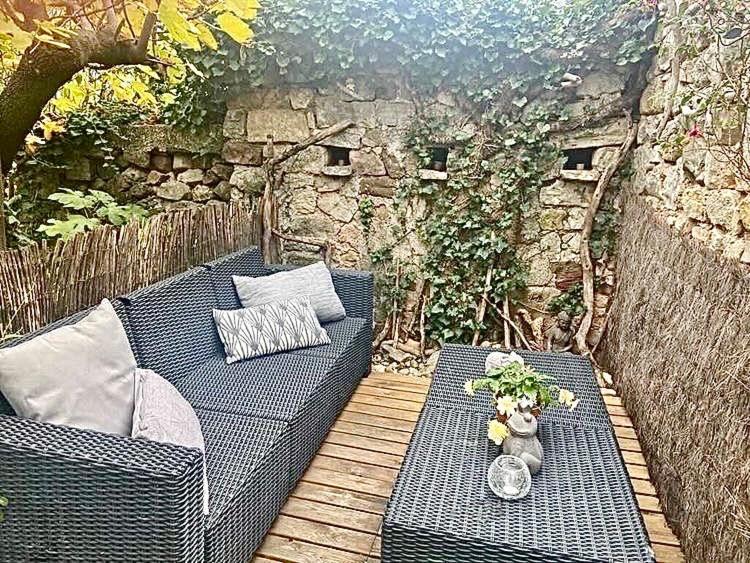 Grand et joli studio tout équipé avec jardin et Jacuzzi photo 3