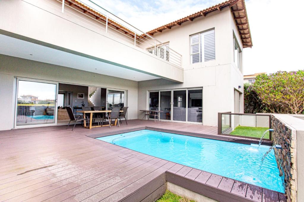 Sunset Golf Villa