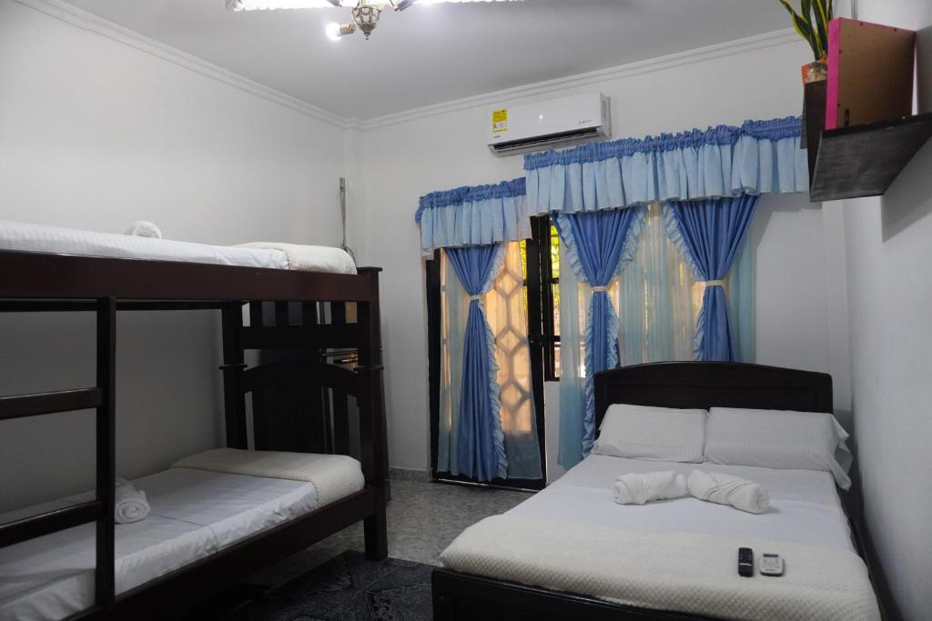 Hostal Castañeda photo 1