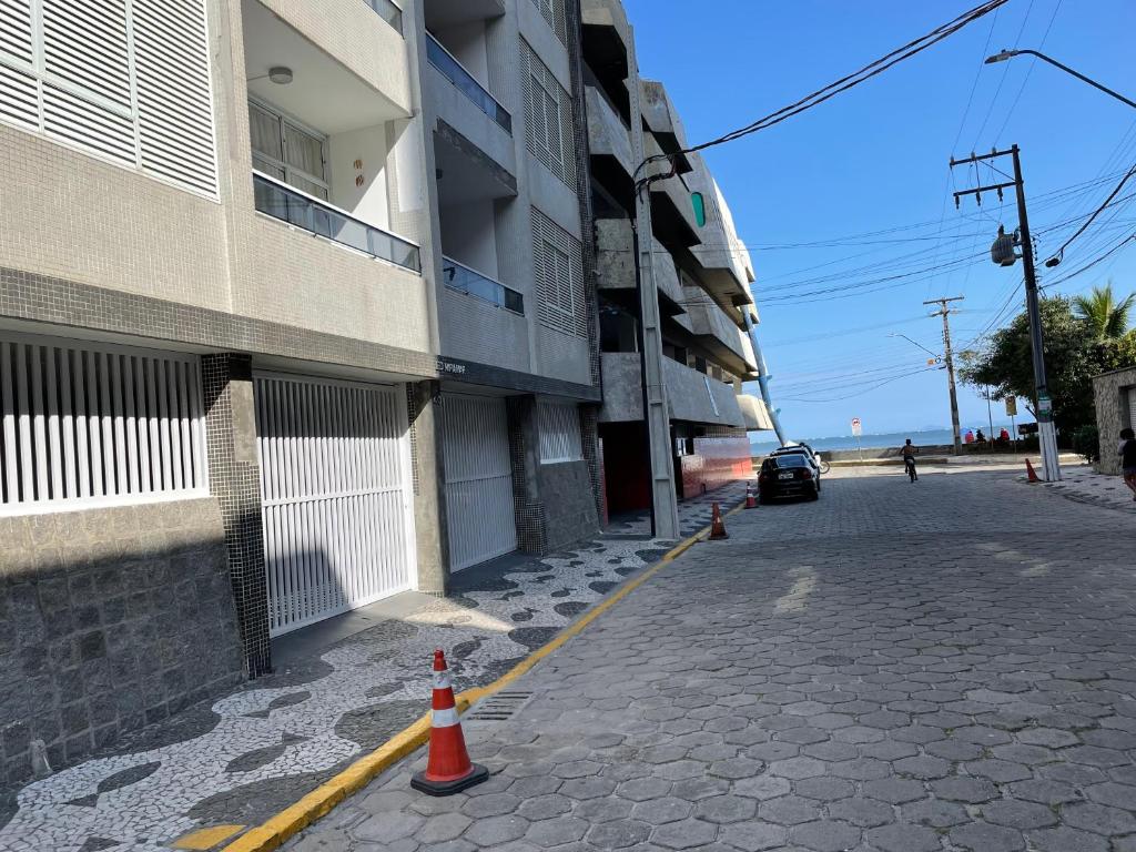 Apartamento Maré Mansa a 30 metros da praia Mansa em Caiobá com Wifi photo 2