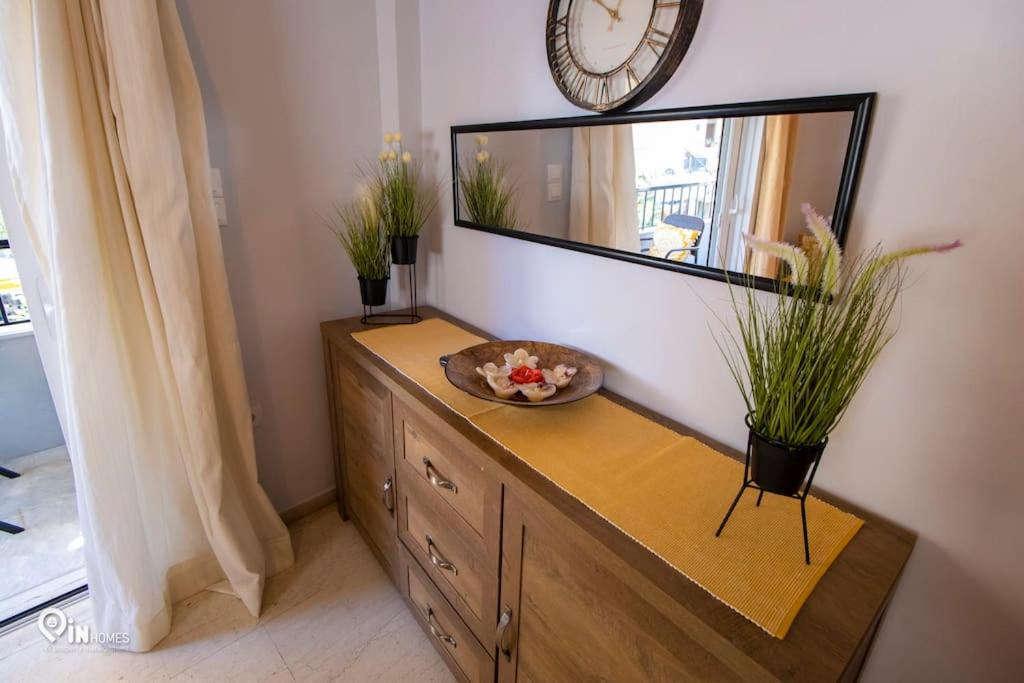 Sophia's - Central Apartment Near Egaleo Metro-Athens - Tap to explore photos