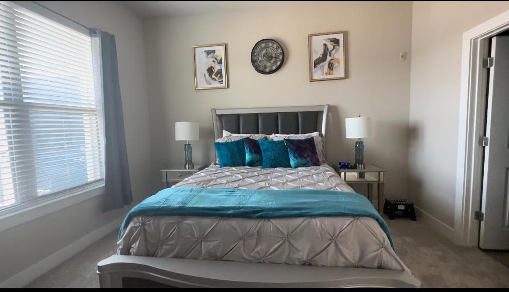 SAVINGS ON WKLY & MTHLY STAYS! N Heart Of Dallas! photo 1