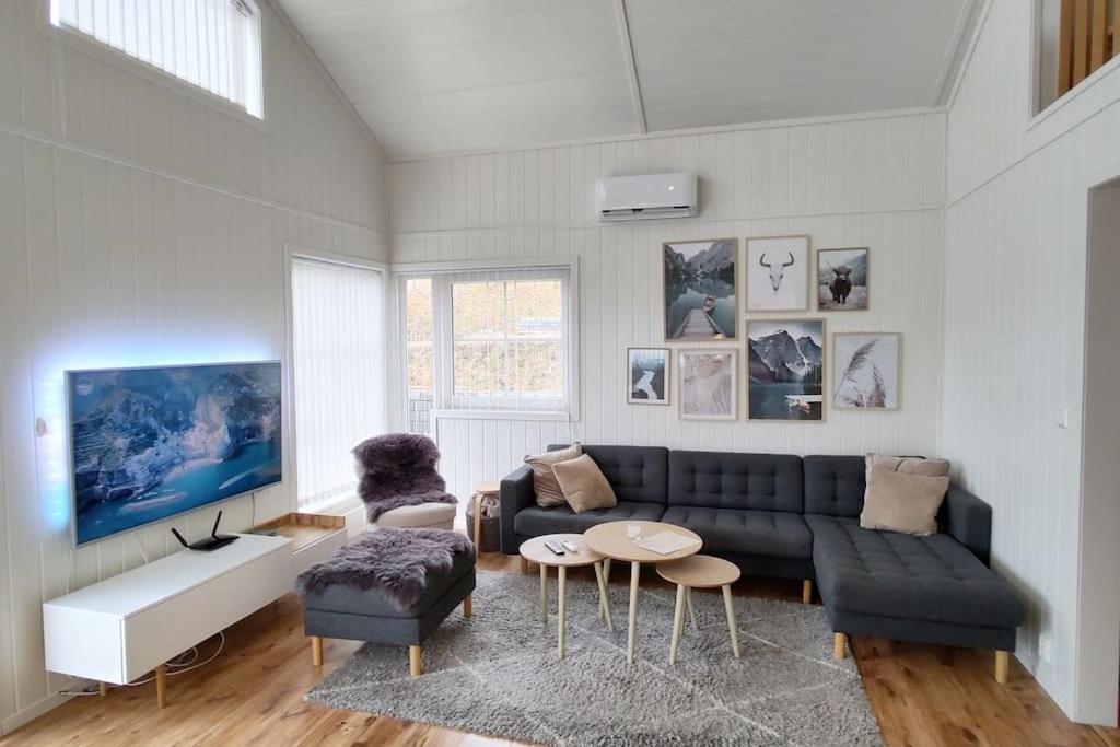 Lovely home by Glomma river! photo 2