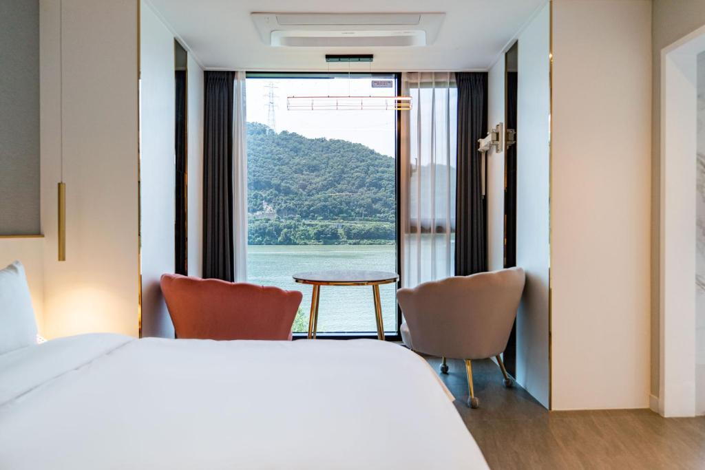 The Amber Hotel photo 4