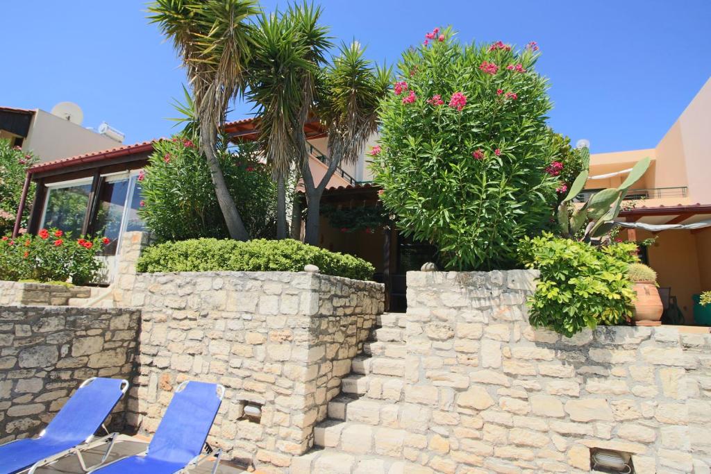 Villa Oscania photo 1
