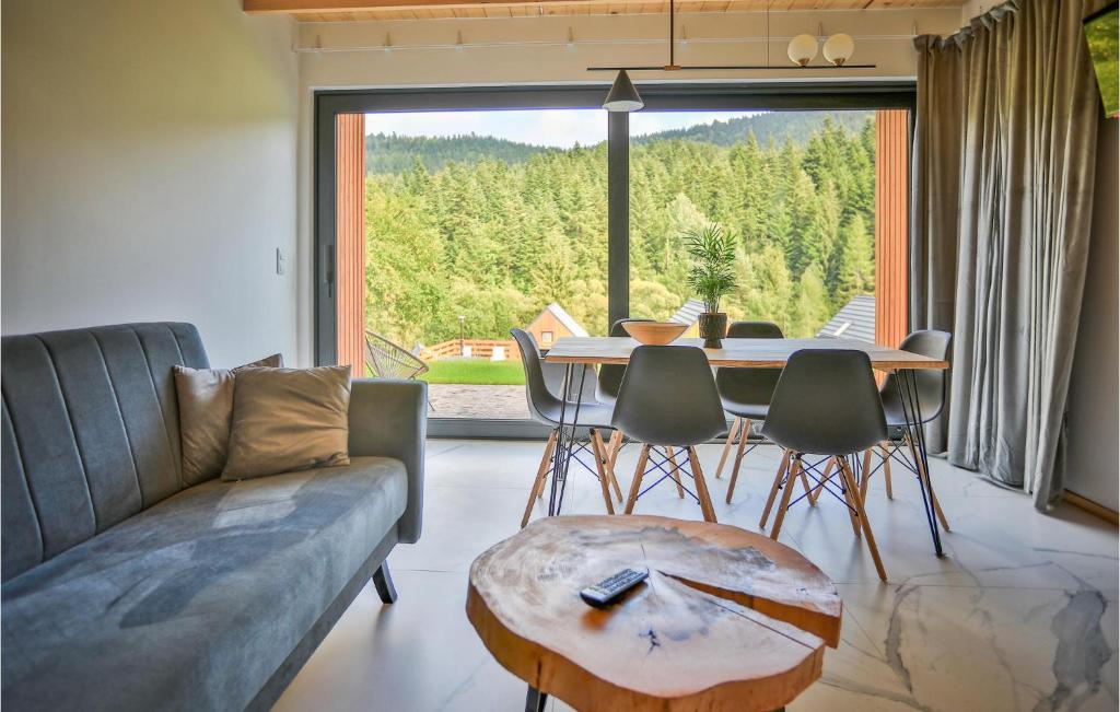 Amazing Home In Slopnice With Outdoor Swimming Pool, Wifi And 2 Bedrooms photo 2
