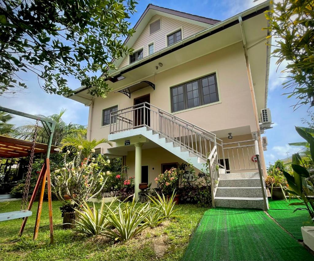 Belle Montagne Holiday Apartments photo 1