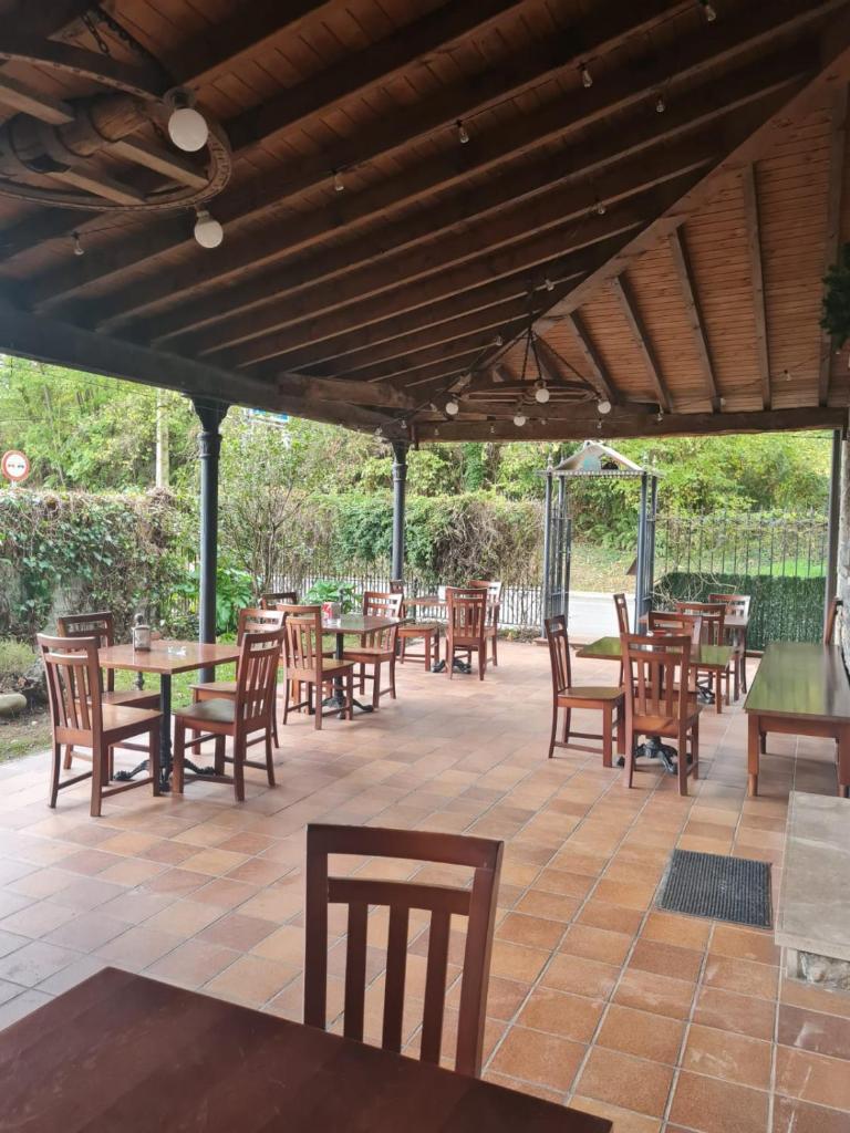 Hotel Restaurante Ribera del Chicu photo 3