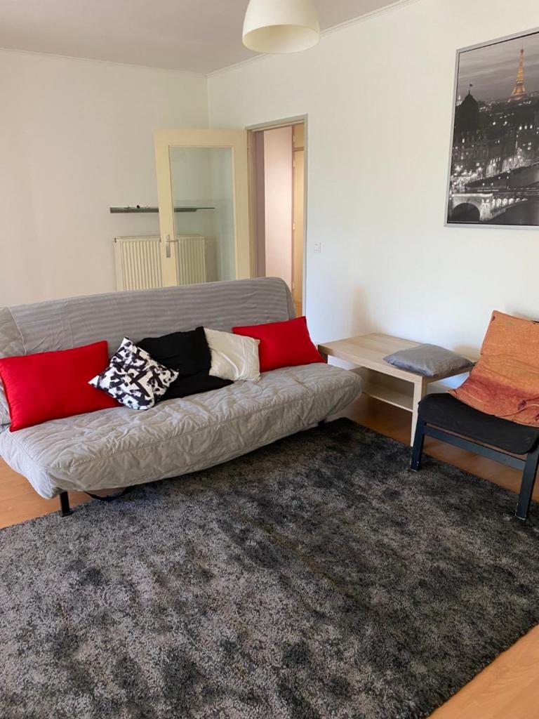 Ruim 2 slaapkamer appartement dichtbij Antwerpen, haven en natuur photo 1