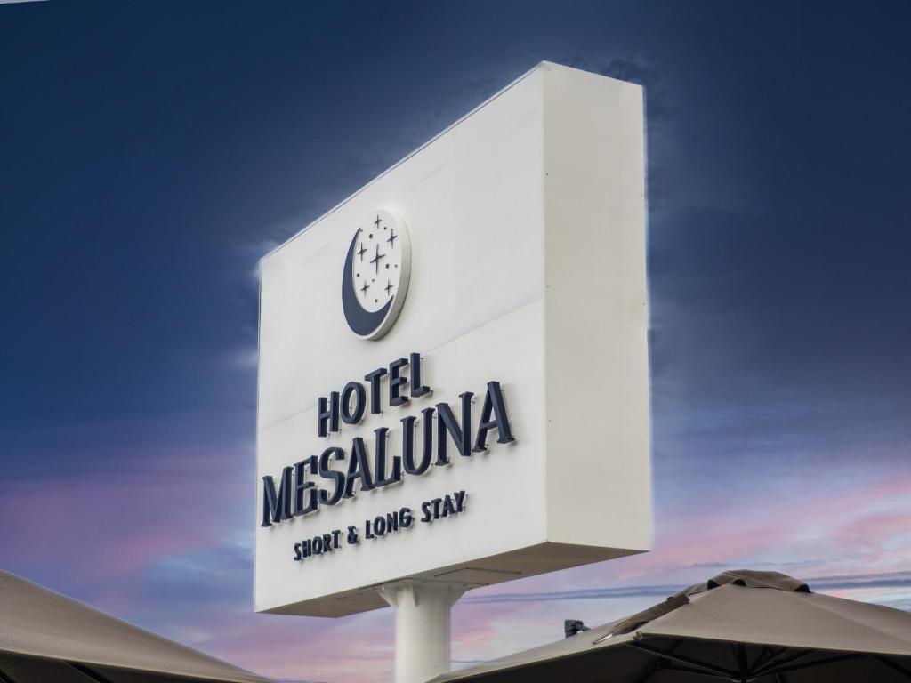 Hotel Mesaluna Short & Long Stay photo 2