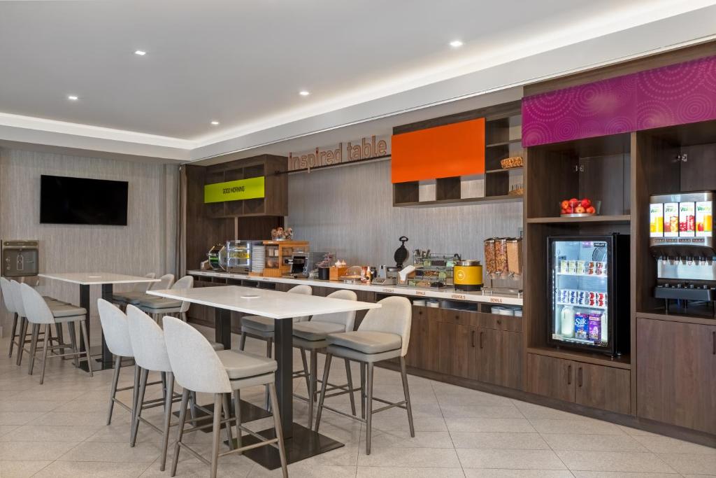 Home2 Suites By Hilton Huntsville photo 4