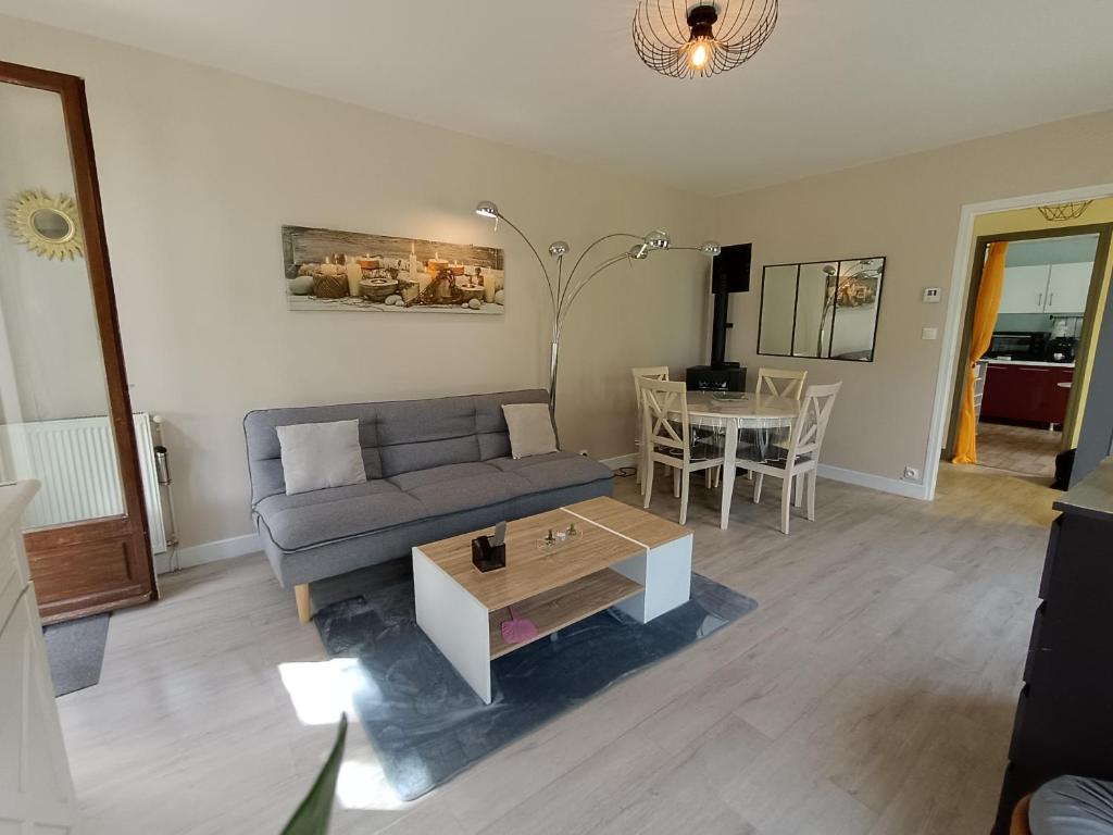 Maison entière 65 m² 5 personnes + jardin au calme photo 2