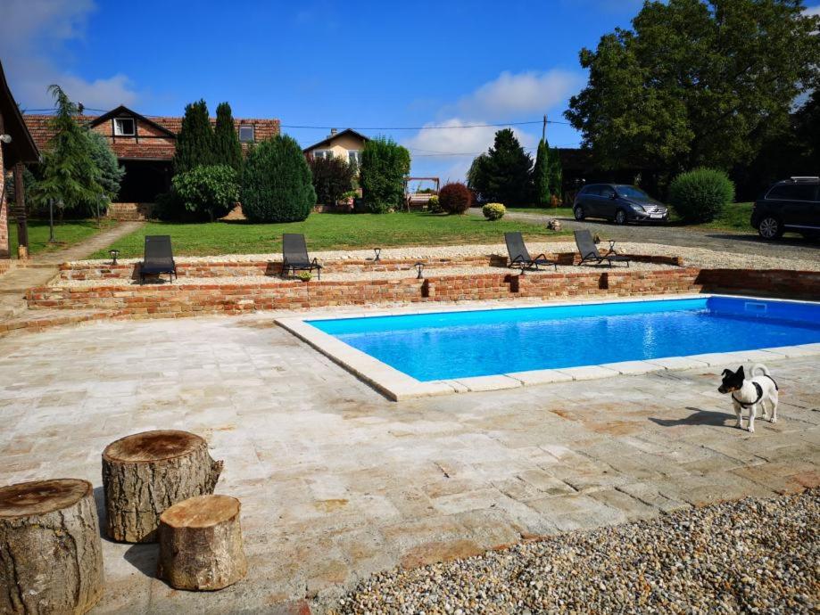 Kuća za najam - IMANJE LUNA BAZEN JACUZZI photo 2