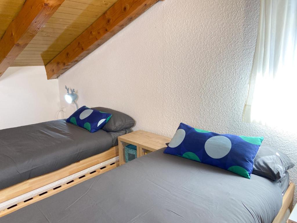 {
  "en-gb": "Ático Dúplex Con Increibles Vistas a La Valle De Incles - Parking Gratis l by BonesVacances"
} photo 1