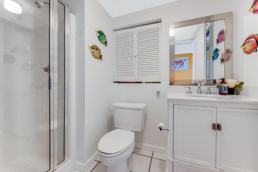 Updated Oceanfront Condo! Come Relax by the Sea! photo 2