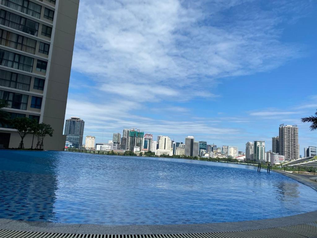 Vinhomes Skylake Apartments next to Keangnam,High floor City view with Balcony