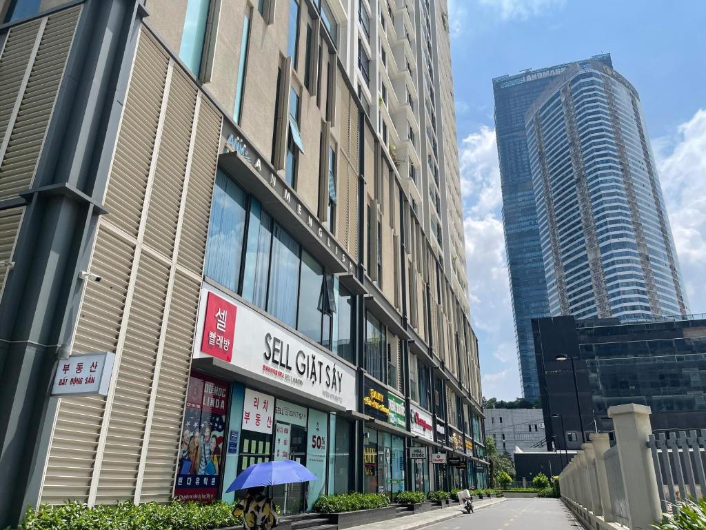 Vinhomes Skylake Apartments next to Keangnam,High floor City view with Balcony