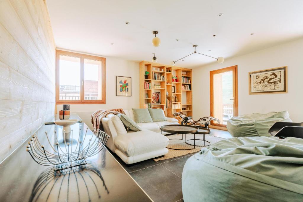 A luxury apartment in the heart of Montgenevre photo 1
