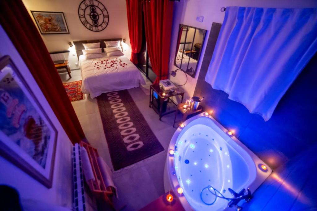 Bulle Romantique . Jacuzzi . Châteaux de la Loire photo 1
