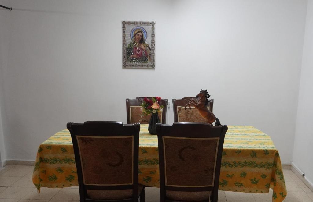 Lovely Lama Family House photo 4