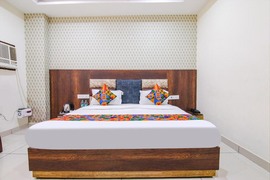 FabHotel Lime Wood photo 2