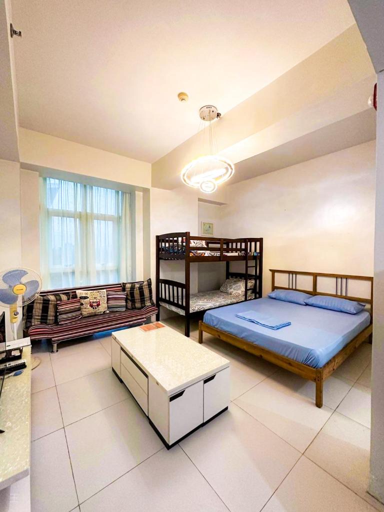 Pico de Loro Cove Hamilo Coast, Apartment 519, Corner Studio Unit, Jacana B Condominium photo 1