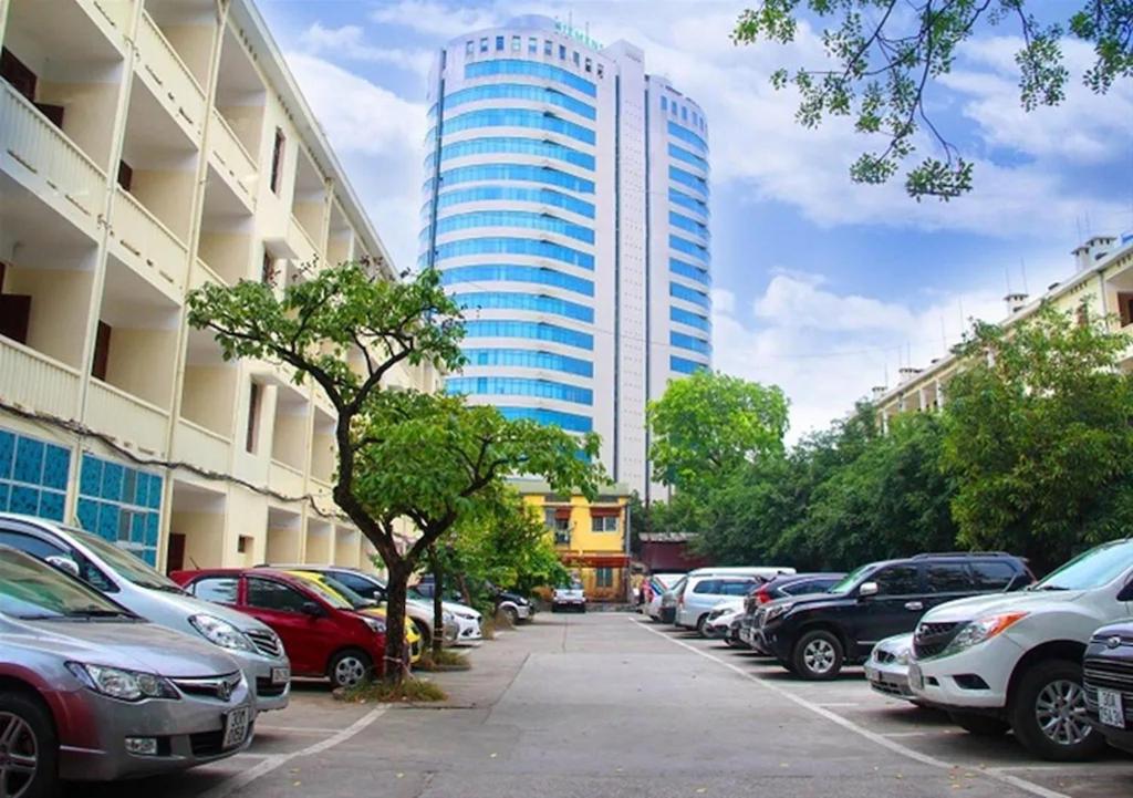 Kim Liên Hotel - Số 7 Đào Duy Anh - by Bay Luxury