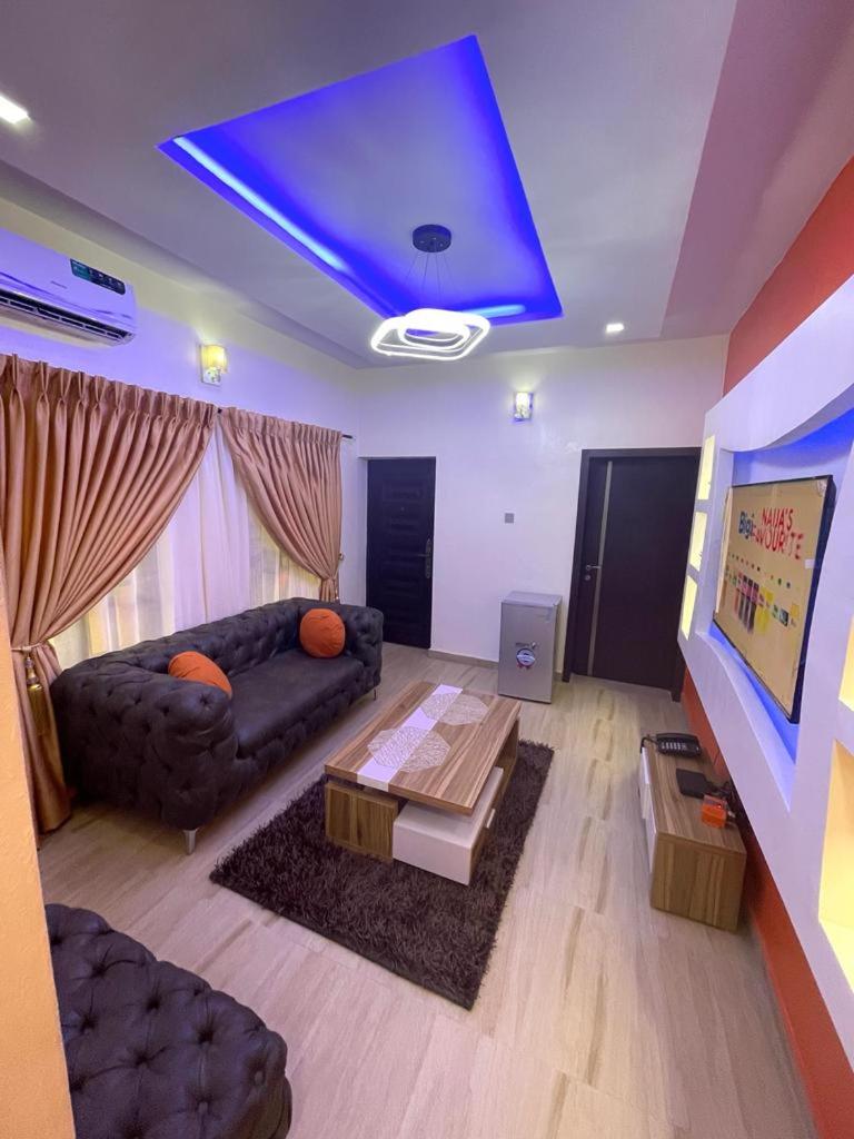 GOD'S TOUCH APARTMENTS SHORT-LET Adenugba Street Oregun Ikeja Lagos Nigeria photo 3