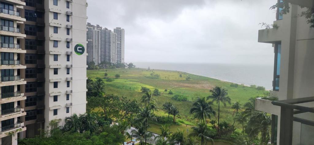 SEAVIEW FULL FURNISHED # FORESTCITY # Free WiFi photo 2