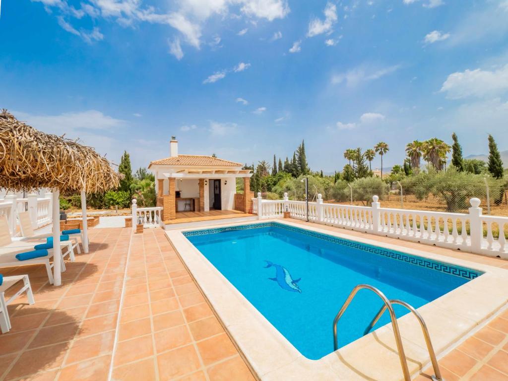 Villa Blanca MalagaVilla entera con piscina y BBQ photo 3