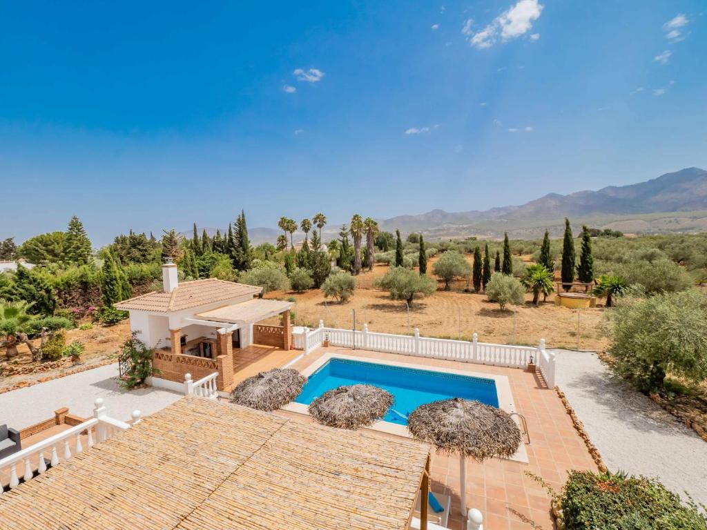 Villa Blanca MalagaVilla entera con piscina y BBQ photo 4
