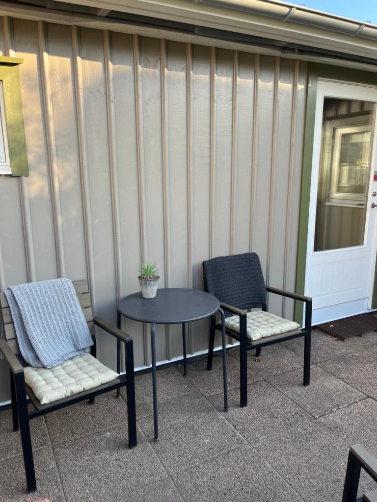Eget boende i privat uthuslänga photo 4