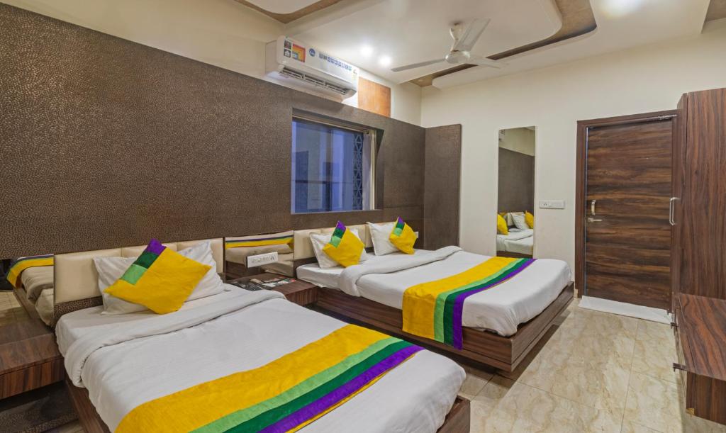 Itsy By Treebo - Shree Anand Dham, Vrindavan