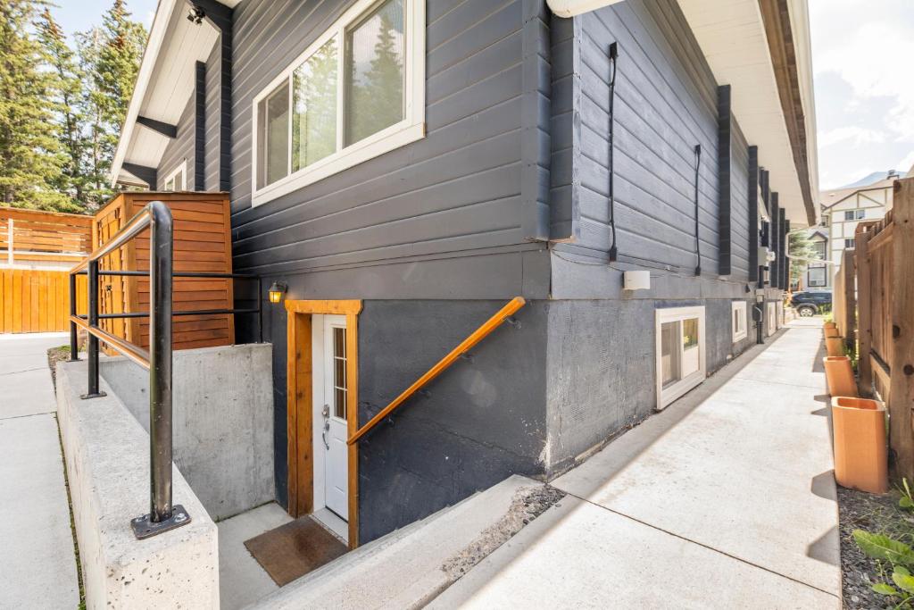 Cougar Street Mountain Rental photo 3