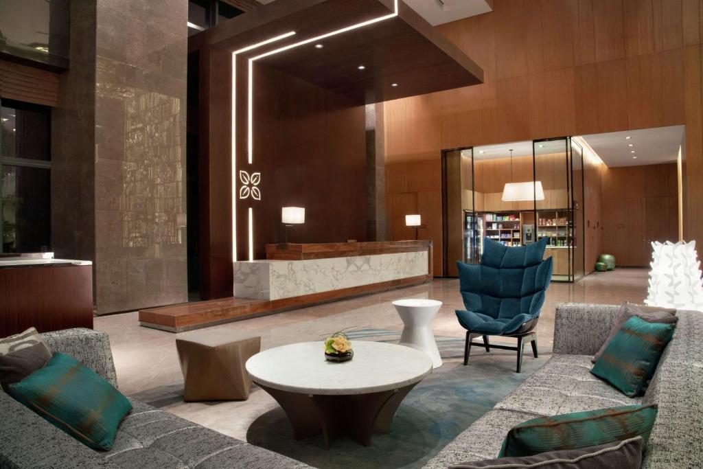 Hilton Garden Inn Shenzhen Bao'an photo 4