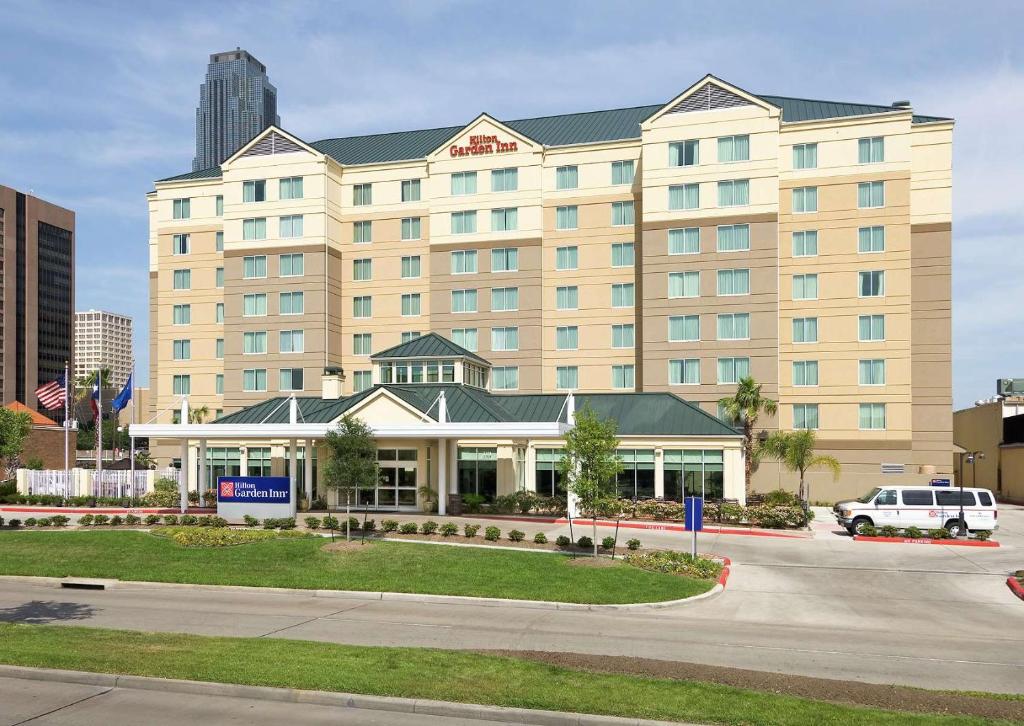 Hilton Garden Inn Houston/Galleria Area image